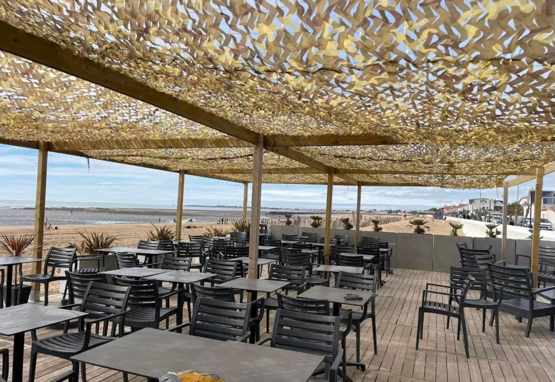 Acadie Saint Victor - Hotel Restaurant - Face Mer - Chatelaillon Plage Экстерьер фото