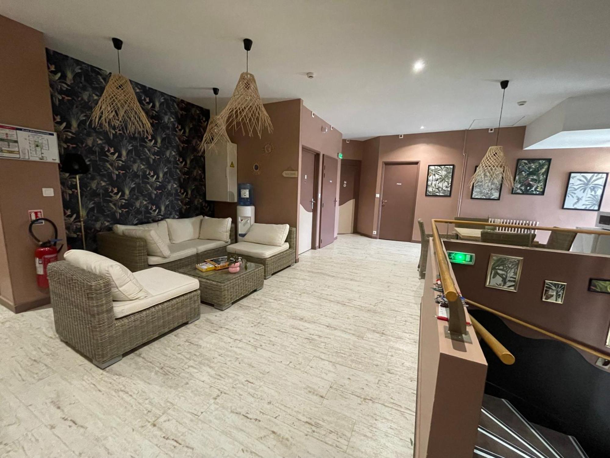 Acadie Saint Victor - Hotel Restaurant - Face Mer - Chatelaillon Plage Экстерьер фото