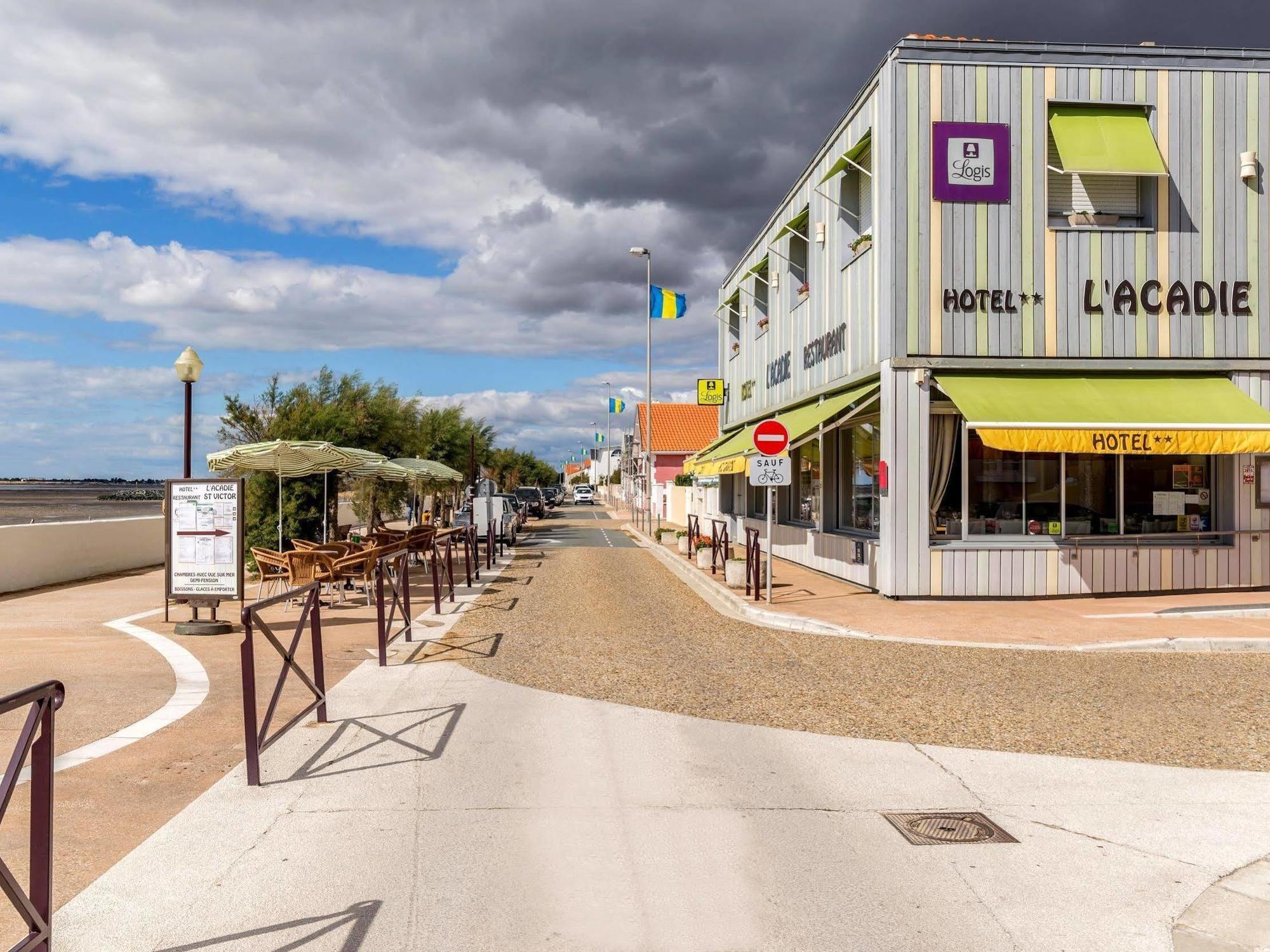 Acadie Saint Victor - Hotel Restaurant - Face Mer - Chatelaillon Plage Экстерьер фото