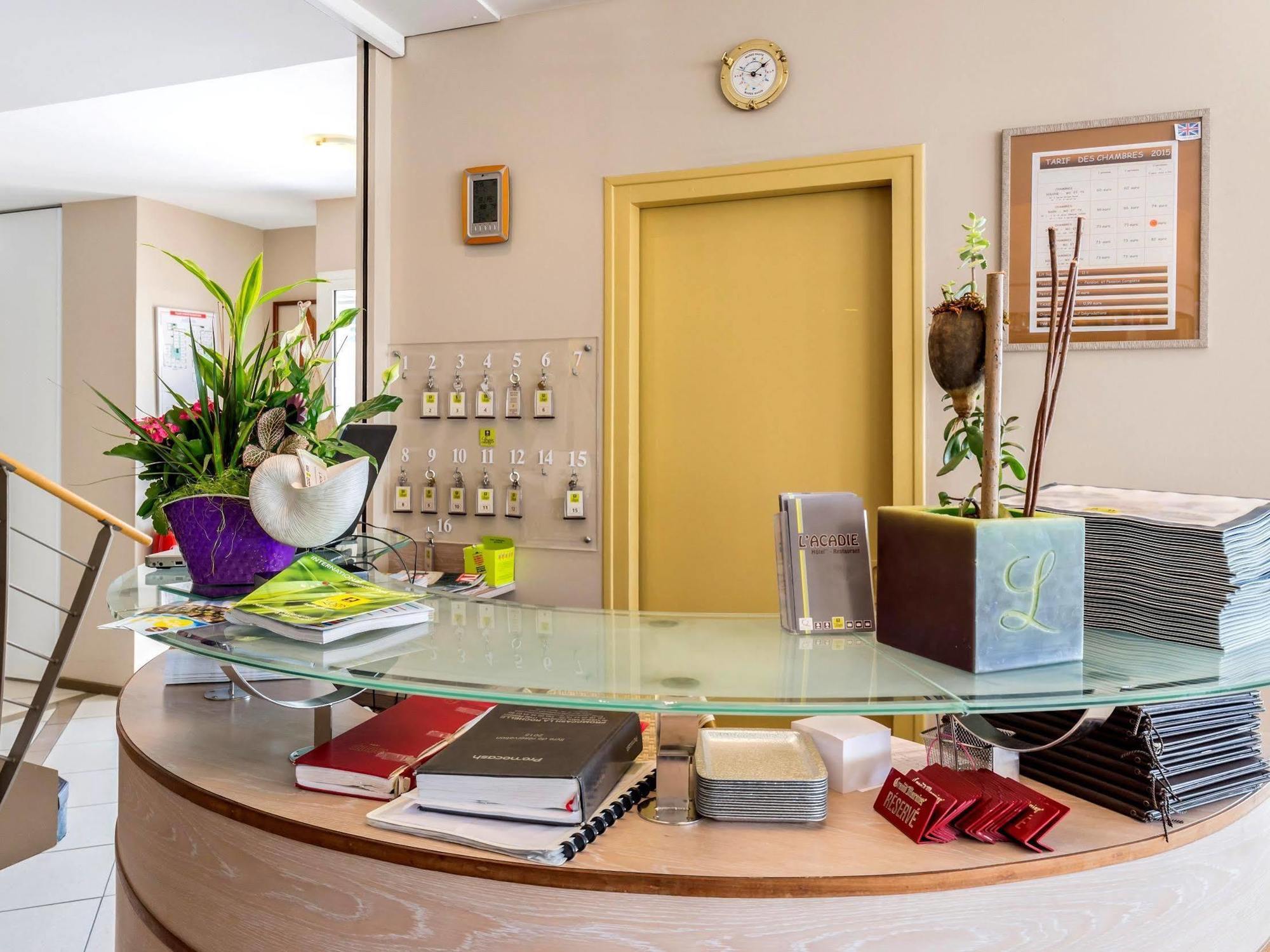 Acadie Saint Victor - Hotel Restaurant - Face Mer - Chatelaillon Plage Экстерьер фото